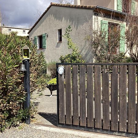 Apartamento La Fabrique Des Petits Bonheurs Dieulefit Exterior foto